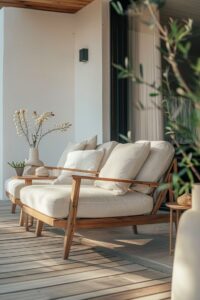 Gunakan Kursi Santai agar Teras Lebih Nyaman