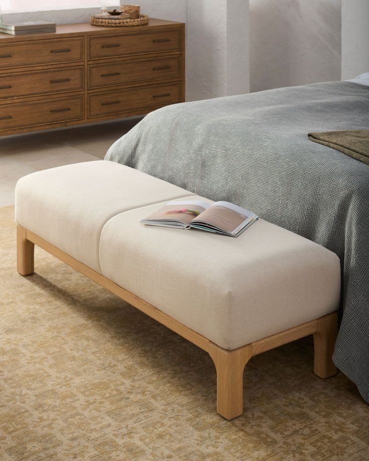 Bed Bench Minimalis yang Simpel dan Elegan